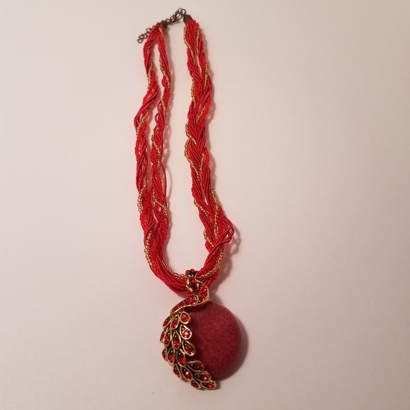 Red beaded necklace with rhinestone peacock charm - Picture 5 of 8